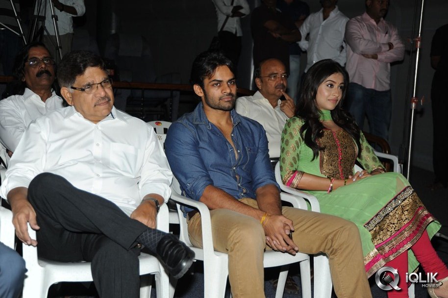 Pilla-Nuvvu-Leni-Jeevitham-Movie-Logo-Launch